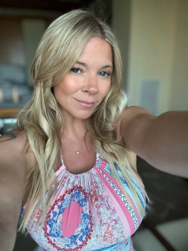 AVAILABLE FOR HOOK UP FULL SERVICE WITH NO RESTRICTION 2133975591 - Image 3